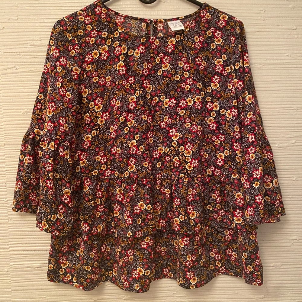 Time and tru blouse